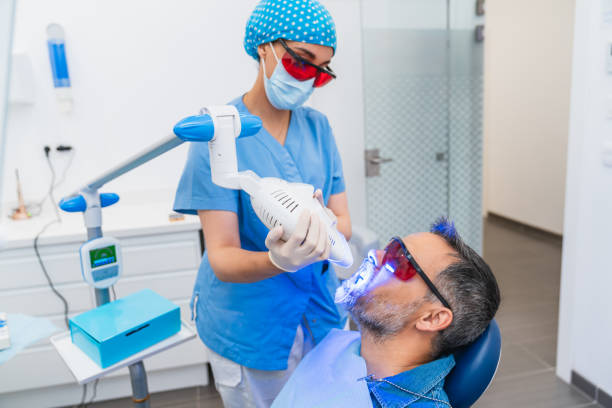 Best Emergency Tooth Extraction in Fredericksburg, IA